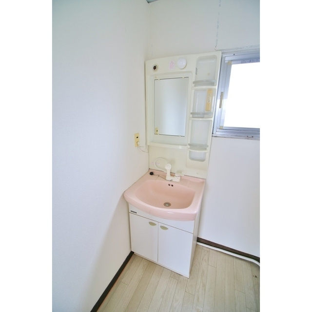 ハイツ　フォレスタの洗面所|洗髪洗面化粧台