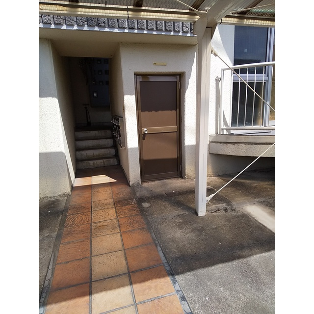 ハイツ　フォレスタのエントランス