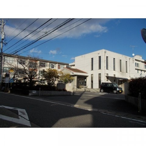 ハイツ　フォレスタの周辺|厚見小学校