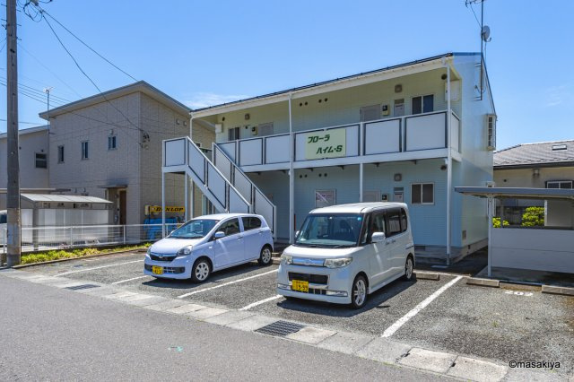 フローラハイムＳの駐車場