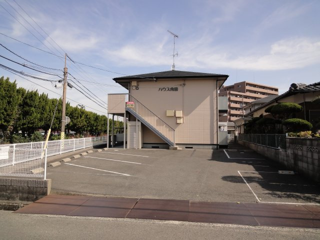 【駐車場】 | ハウス内田