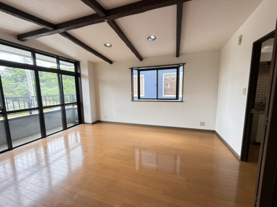 【洋室】 | ビィウィズ