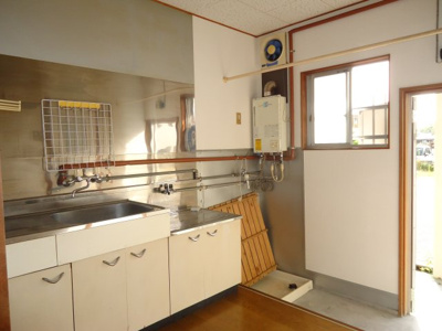 【キッチン】 | ビラ・ヤマサキ | キッチンでお料理をお楽しみください