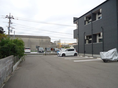 【駐車場】 | ブランドール黒石