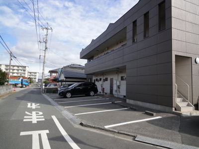 【駐車場】 | メゾンキャンベル