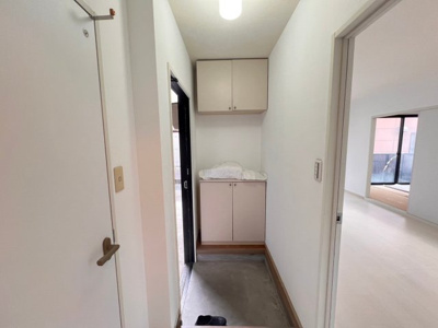 【玄関】 | ライフガーデン末広 | ちょっとうれしい玄関通路