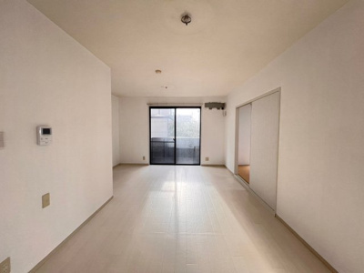 【居間・リビング】 | ライフガーデン末広