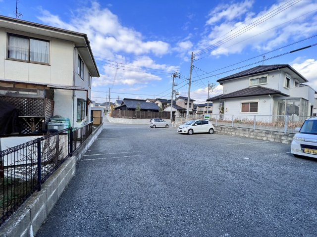 【駐車場】 | ライフガーデン末広