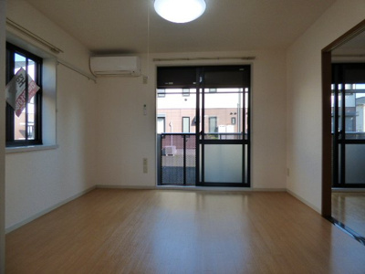 【内装】 | クレセントD