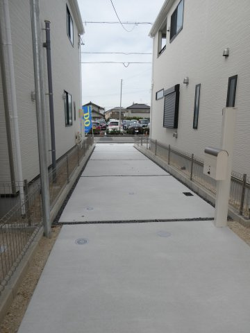 高浜市神明町第4新築分譲住宅　2号棟の駐車場|駐車場に車を止められます