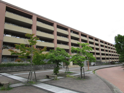 【外観】 | アズ・マニッシュ・コート