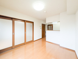 【居間・リビング】 | ファミーユ旭台