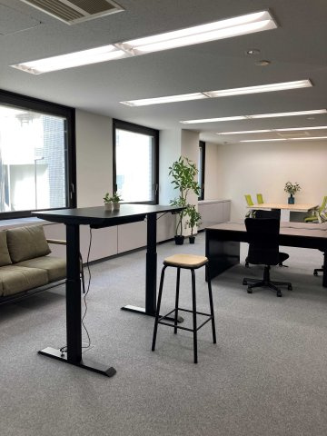 NGA紀尾井町ビルの内装|レイアウトの参考にオフィスステージング実施中！※引き渡しにオフィス家具は含まれません※