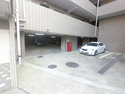 【駐車場】 | エンゼルハイム新子安 | 平置駐車場です。