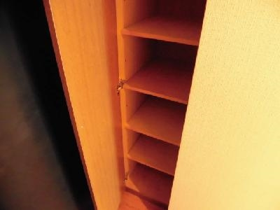ディクティ三条の内装|シューズＢＯＸ