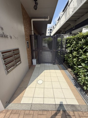 【エントランス】 | シェイクアパウ