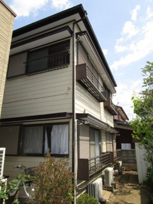 【外観】 | 川名コーポ | 隣家がオーナー様宅で安心です