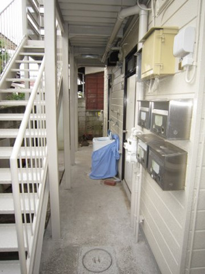 【その他共用部分】 | 川名コーポ | 1F通路です