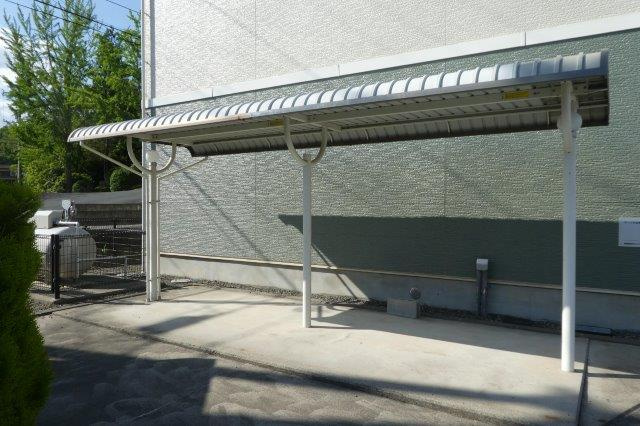 倉敷市真備町箭田のアパートのその他共用部分|自転車置き場