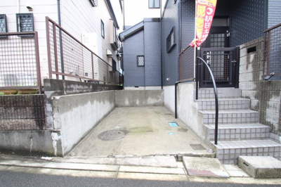 【駐車場】 | 海老名市国分寺台1丁目　中古戸建て　【仲介手数料無料】