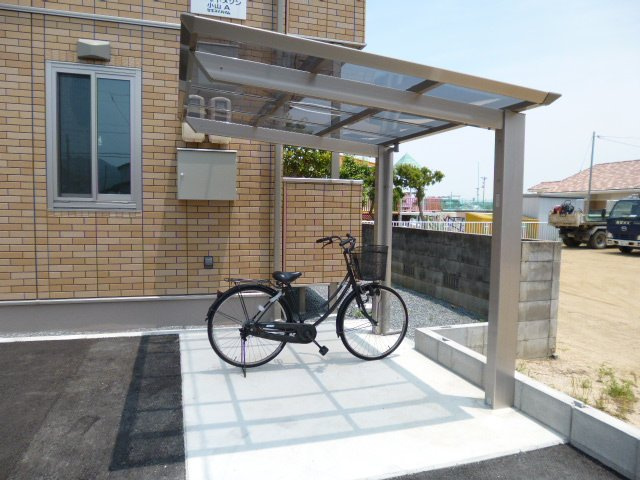 グランドメゾン小山Aのその他共用部分|自転車置き場