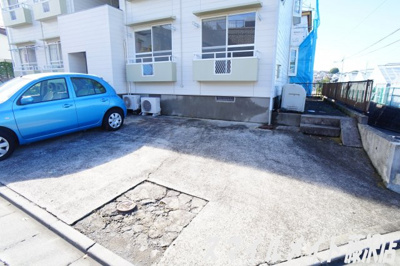 【駐車場】 | ビレジ藤が岡