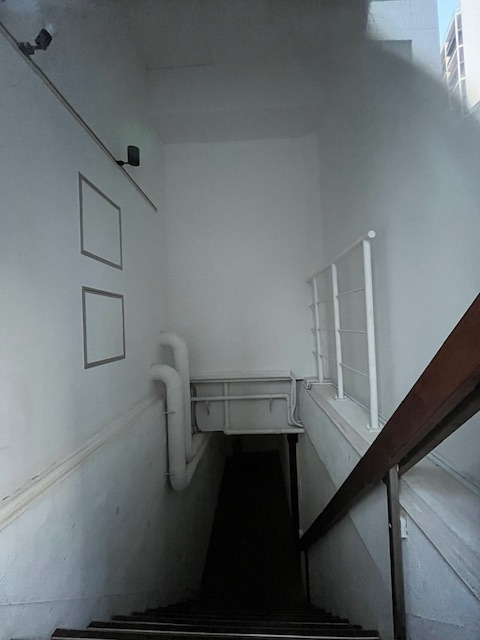 東英ハウスのロビー