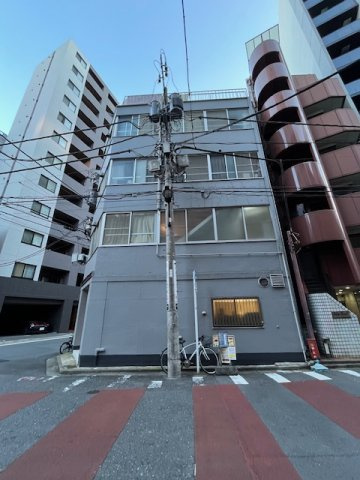 東英ハウスの外観