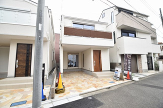 【外観】 | 閑静な住宅街で落ち着いた雰囲気です。お客様のご都合でいつでもご内覧可能で御座います。