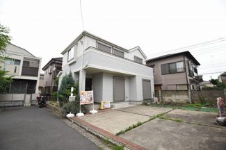 【外観】 | 南側からの採光を是非とも現地でご確認下さい。お客様のご都合でご内覧可能で御座います。
