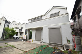 【外観】 | 白を基調にした繊細なデザイン！