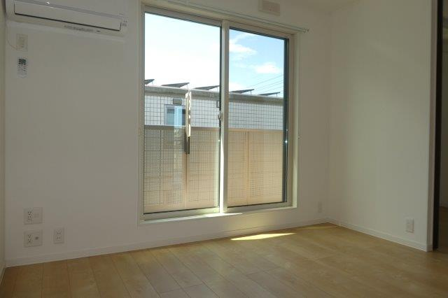 ソレイユみそらⅣの居間・リビング