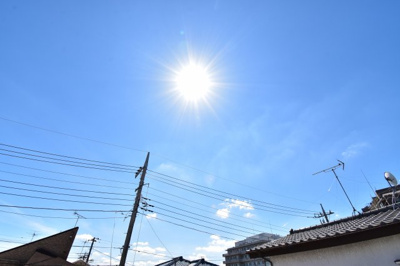 【展望】 | 調布市上石原第5期　2号棟 | 景色を遮るものがないと、陽の光を長い時間浴びられます。空気も澄んでいるように感じますね。