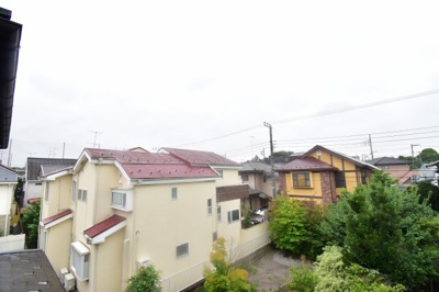 【展望】 | 千歳烏山13期　A号棟 | 低層住宅地域ならではの眺望。夜は星空を見ながらご家族で語り合いを…