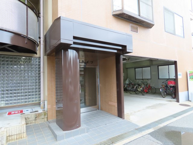 第3北浦ハイツのエントランス