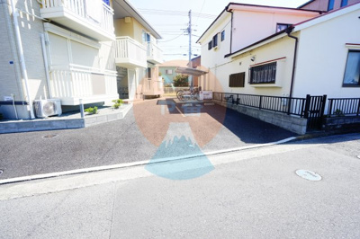 【その他】 | メゾンパークス | 建物前です