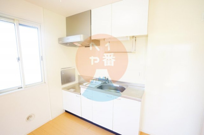 【キッチン】 | メゾンパークス | 2口ガスコンロが置けるキッチン