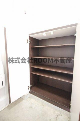 野﨑マンションの収納|大きなスペースがあり、収納には困りません