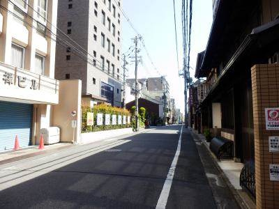 リバティ四条烏丸の周辺|前面道路