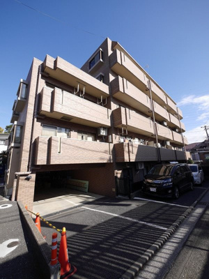 【駐車場】 | ラ・ベルヴィ