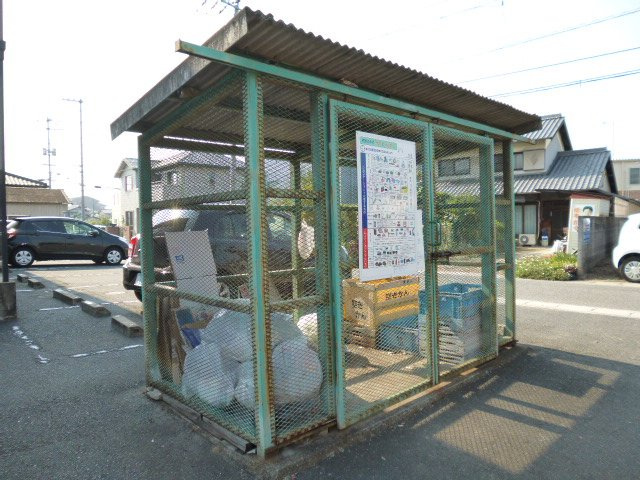 倉敷市西中新田のアパートのその他共用部分|ゴミステーション