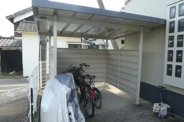 倉敷市西中新田のアパートのその他共用部分|自転車置き場