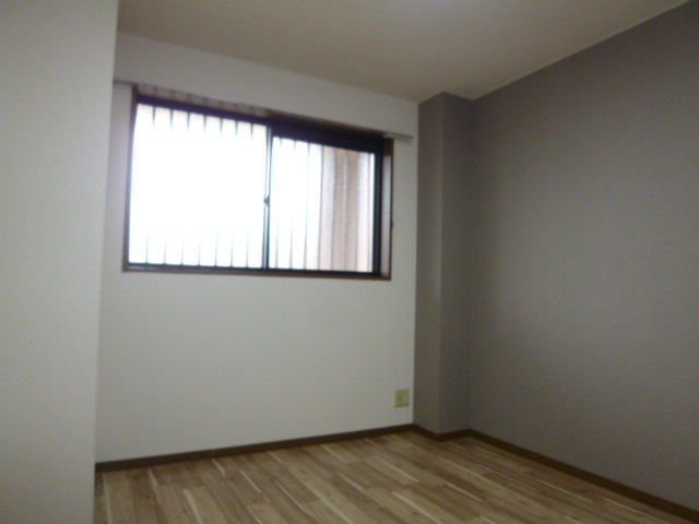 サンガーデンの寝室|洋室