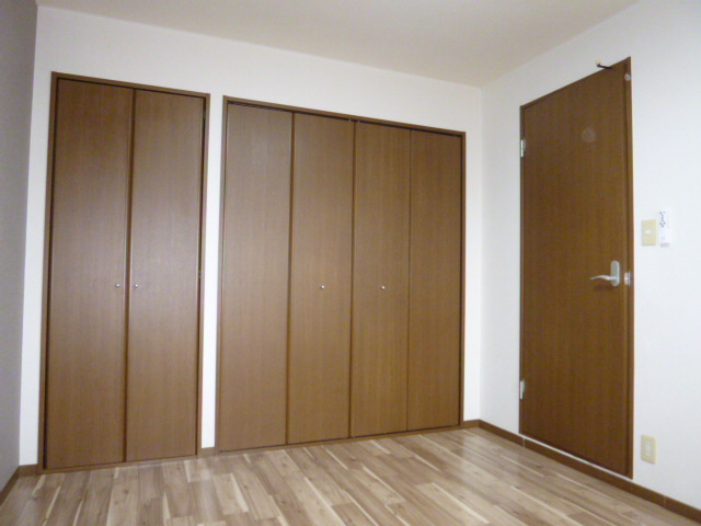 サンガーデンの寝室|洋室