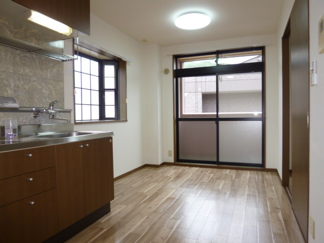 サンガーデンの居間・リビング|ダイニング