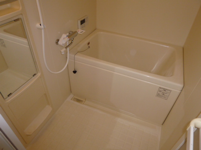 サンガーデンの浴室|追い焚きバス