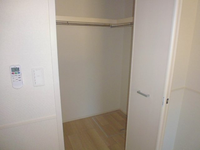 倉敷市南畝３丁目のアパートの収納|ウォークインクローゼット