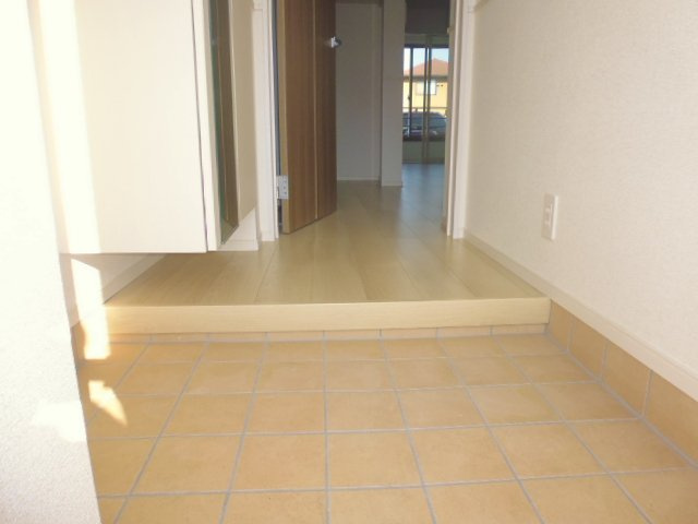倉敷市南畝３丁目のアパートの玄関