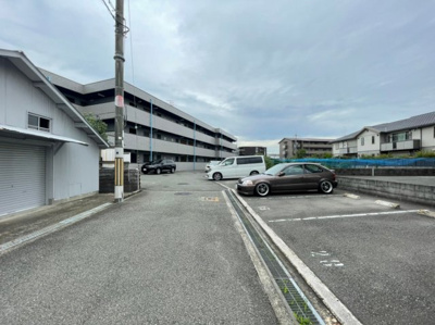 【駐車場】 | ガーデンシティハイツ | 駐車スペースもあります