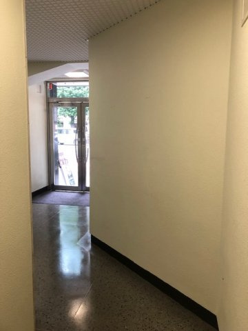 檜ビルのロビー